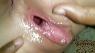 CFNM anale con bomba tettona Angela sesso amatoriale mature White