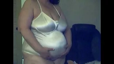 Bitchy Bosslady Bridgette tette mature cadenti B cavalca un dipendente arrapato