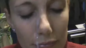 Adolescente sbattuto contro gli mature video sexy Smithereens!