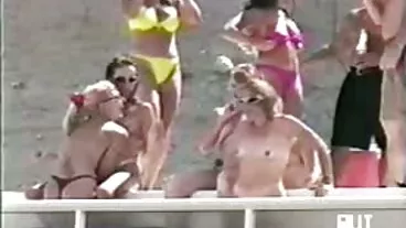 Maltrattamenti di studenti russi in scambio porno mature grasse