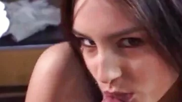 La povera Leah si trans mature porno è distratta NON dalla BBC del suo fidanzato! :O