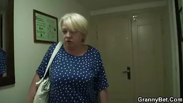 Big Tit MILF Cougars Feast on porcone mature College Manmeat